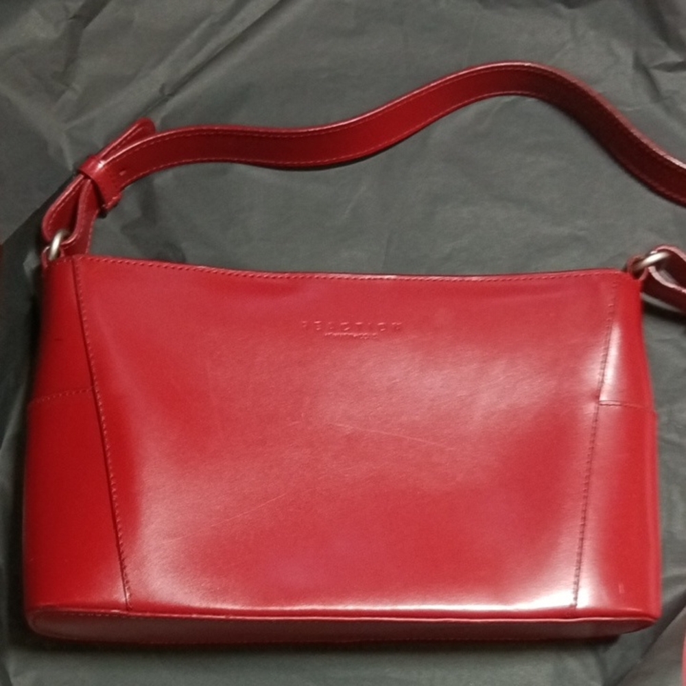 Kenneth Cole Reaction Bold Red Leather Shoulder Tote